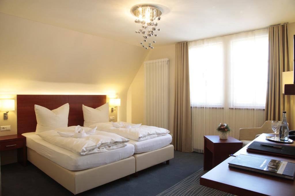 Krone Langenbourg Chambre photo