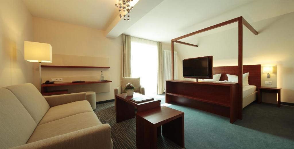 Krone Langenbourg Chambre photo